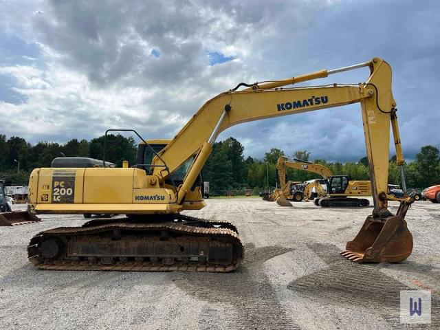 Image of Komatsu PC200LC-7L equipment image 3
