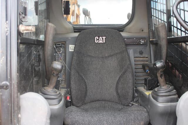 Image of Caterpillar 279D equipment image 4
