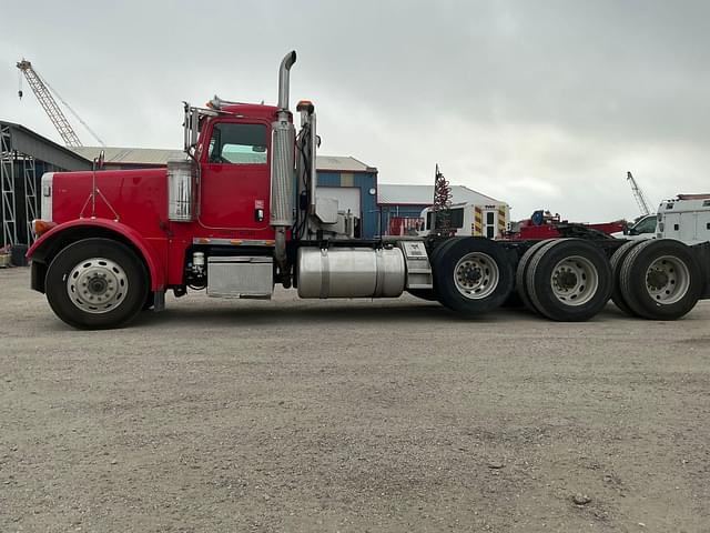 Image of Peterbilt 379 equipment image 1