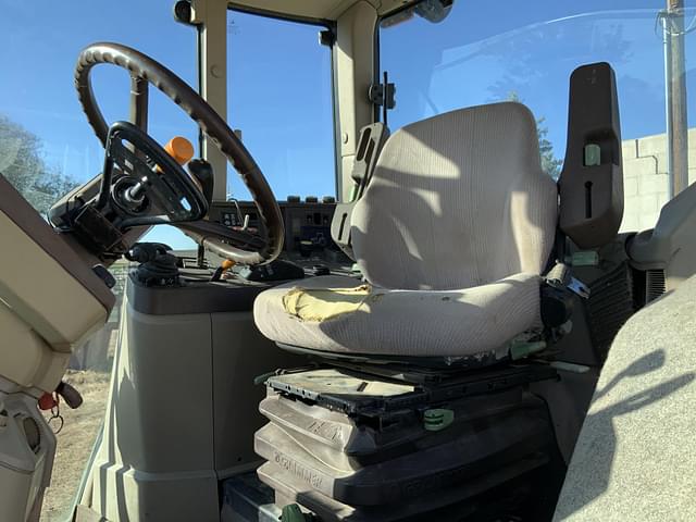 Image of John Deere 6420 equipment image 3