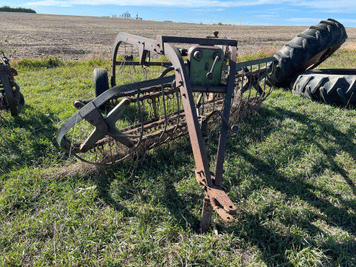 Main image John Deere 858