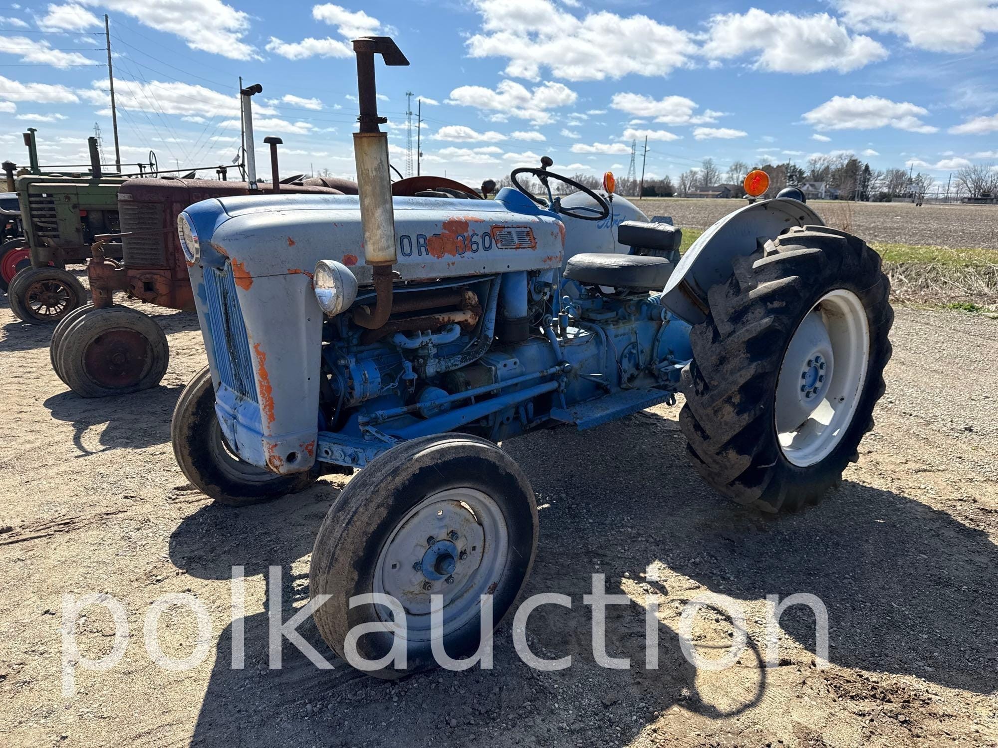 Ford 860 Equipment Image0