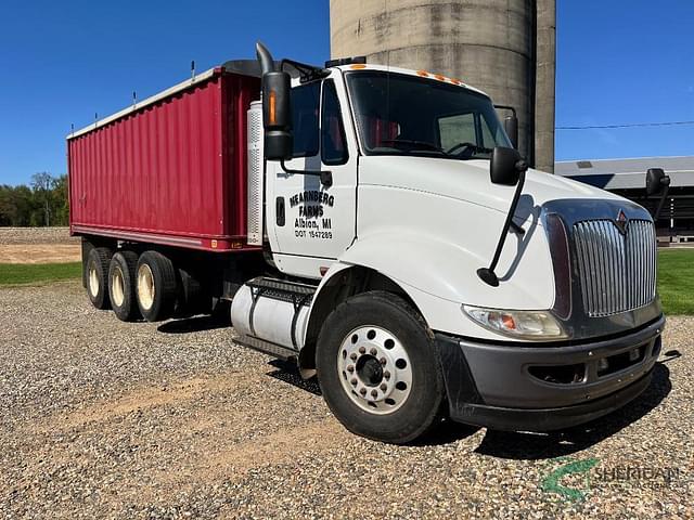 Image of International  Transtar 8600 equipment image 2