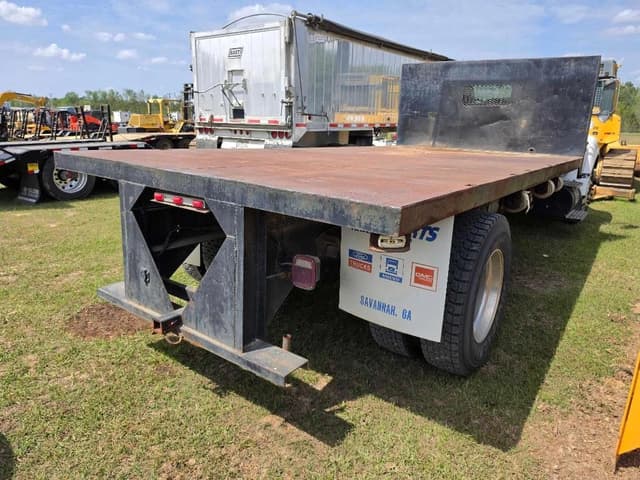Image of Ford F-650 equipment image 2