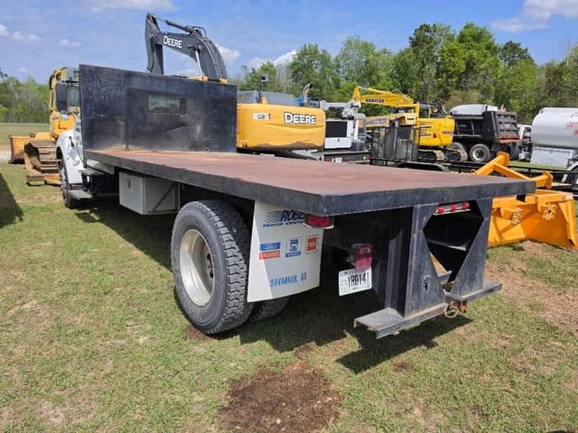 Image of Ford F-650 equipment image 1