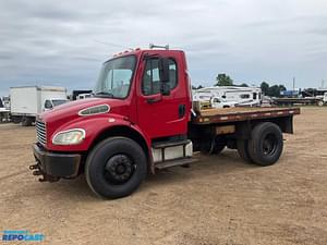 2007 Freightliner Business Class M2 Image