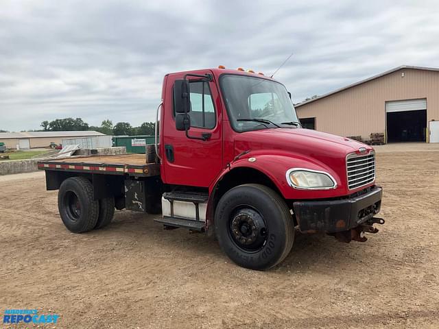 Image of Freightliner Business Class M2 equipment image 1