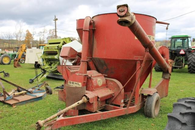 Image of Gehl 120 equipment image 1