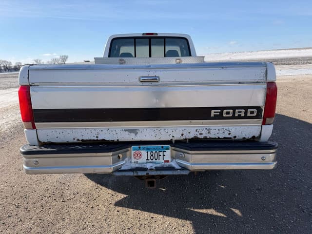 Image of Ford F-250 equipment image 4