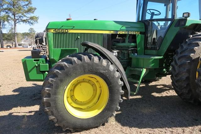 Image of John Deere 4560 equipment image 2