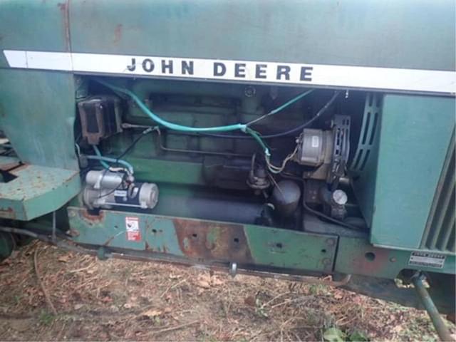 Image of John Deere 2840 equipment image 4