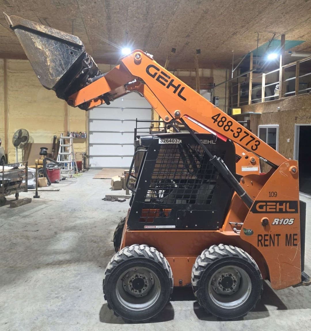 Image of Gehl R105 Primary image