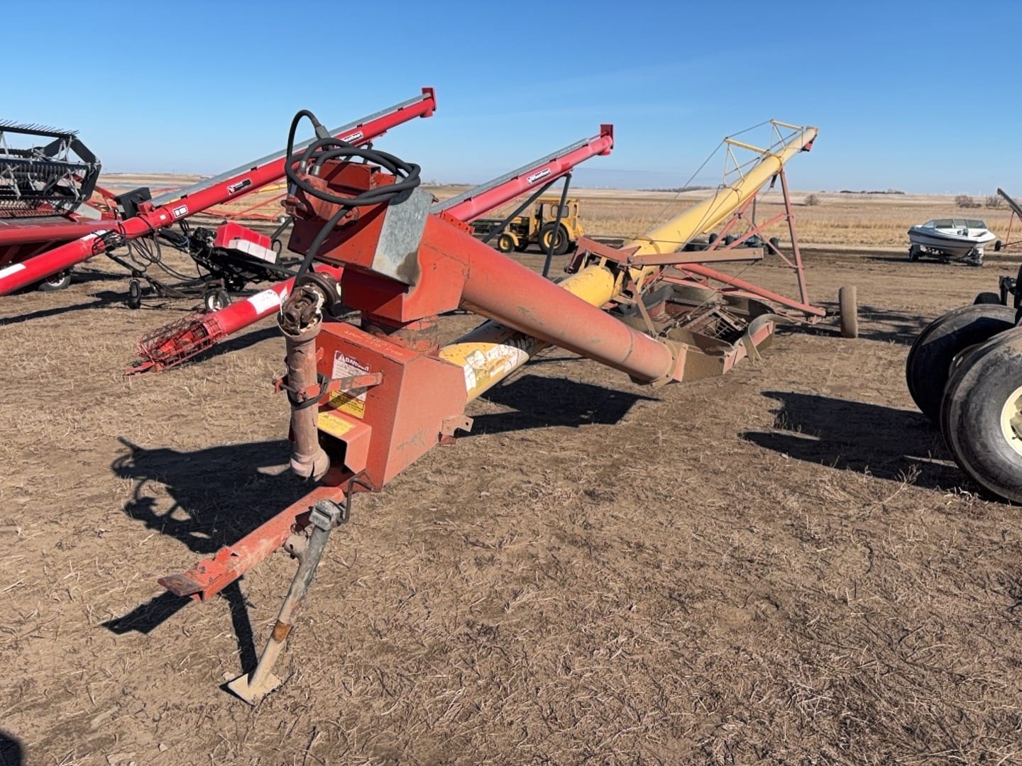 Westfield 1061 Equipment Image0