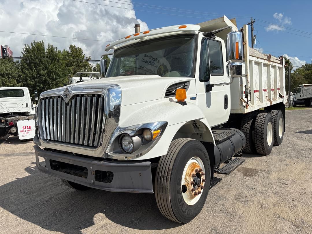 Image of International Navistar Primary image