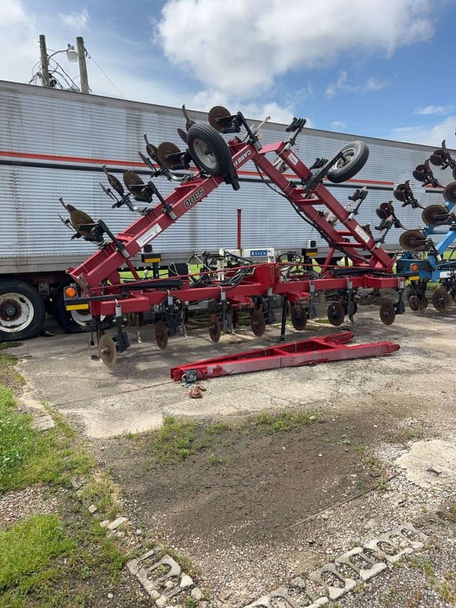 Image of Case IH 5300 equipment image 1