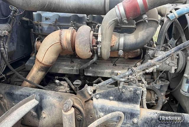 Image of Mack RD686S equipment image 4