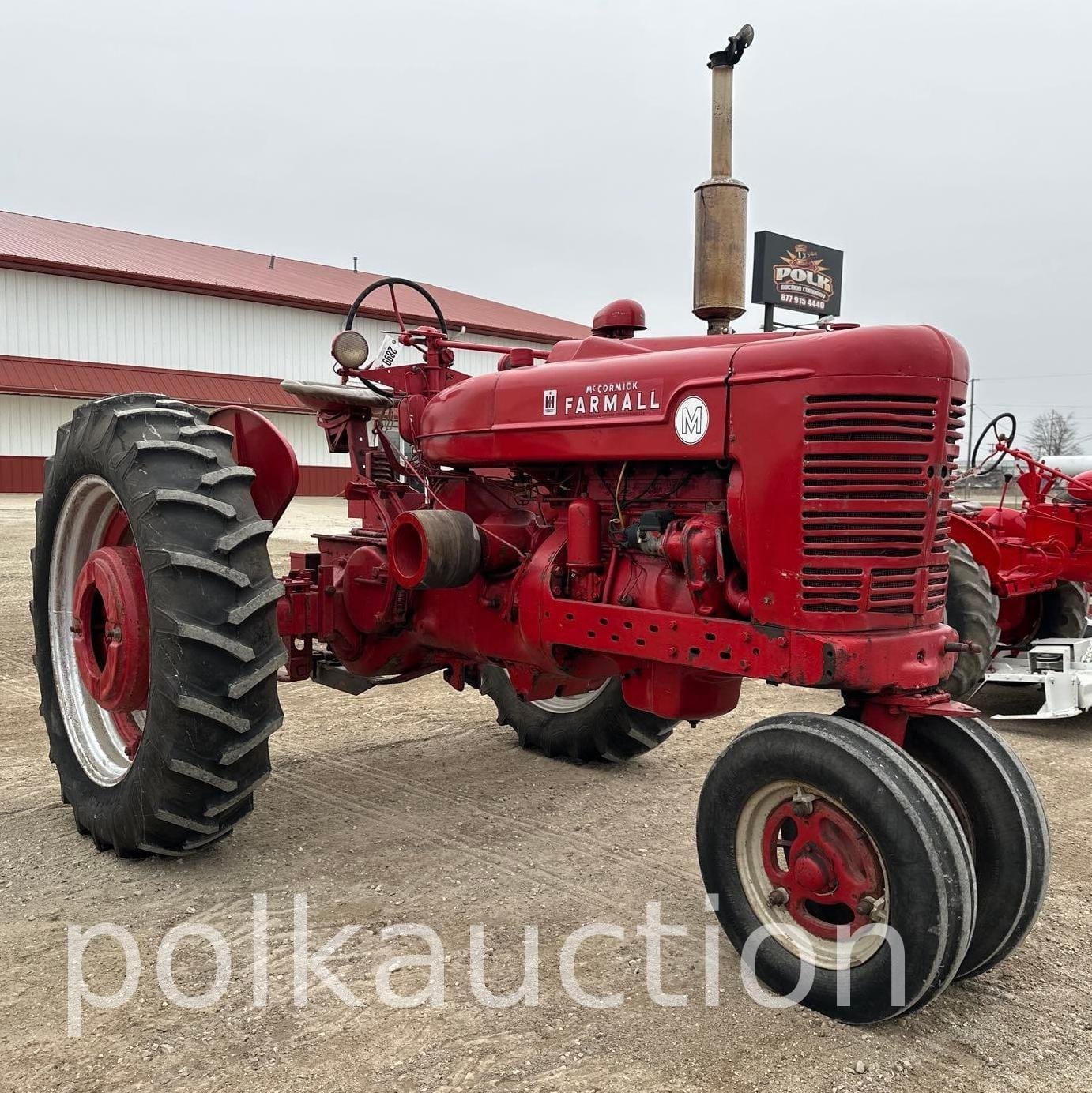 Farmall M Equipment Image0