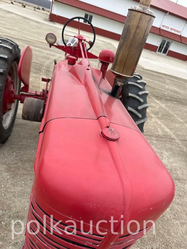 Image of Farmall M equipment image 3