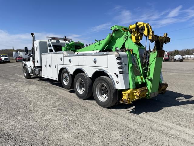 Image of Peterbilt 567 equipment image 1