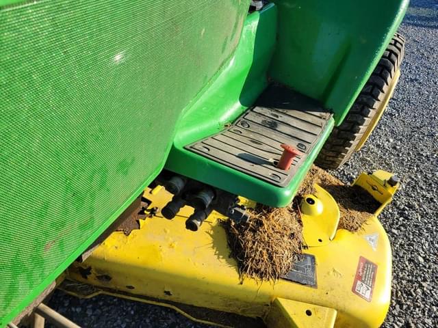 Image of John Deere 425 equipment image 2