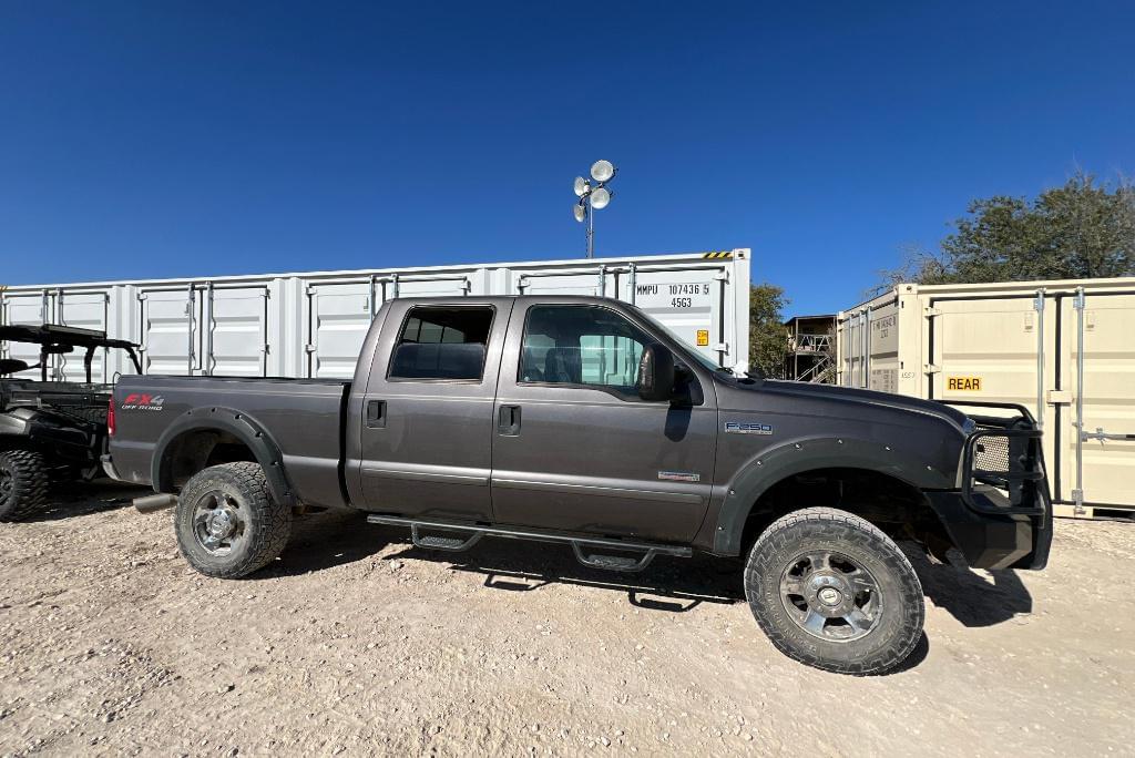 Image of Ford F-250 Primary image