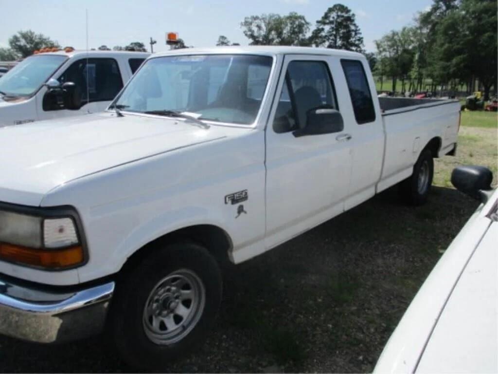 Image of Ford F-150 Primary image