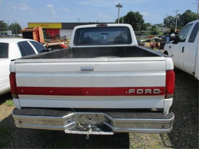 Image of Ford F-150 equipment image 3