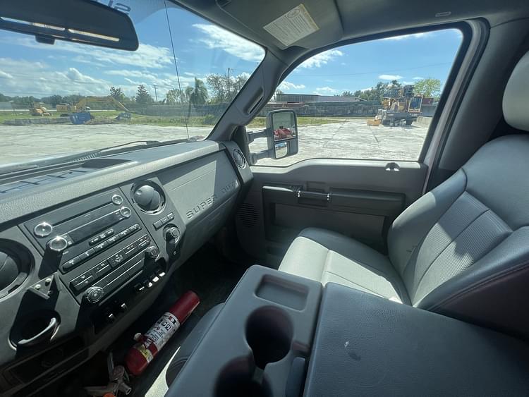 Main image Ford F-550 18