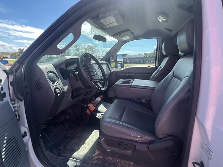 Main image Ford F-550 7