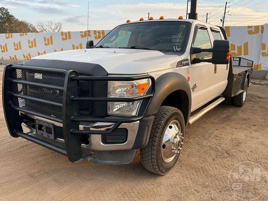 2016 Ford F-550 Equipment Image0