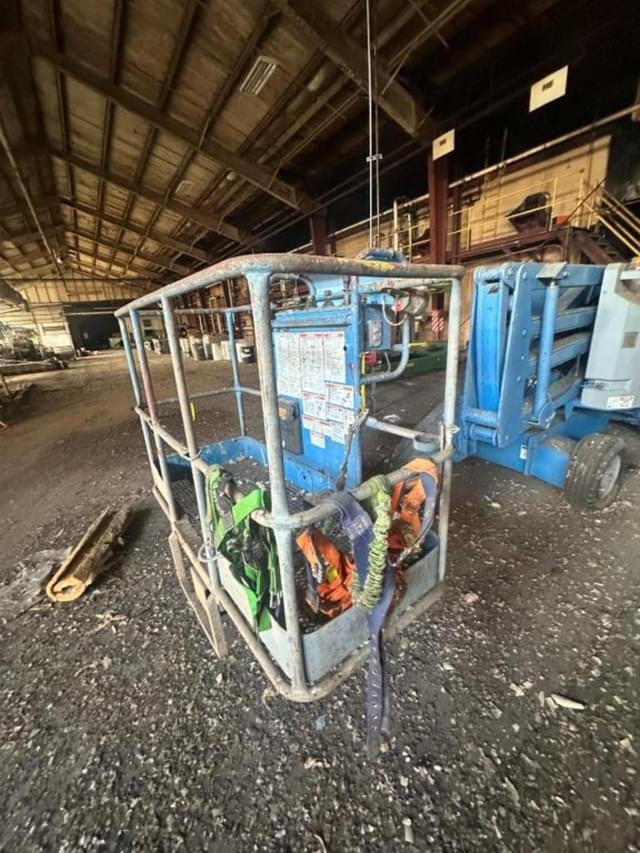 Image of Genie Z-45/22 equipment image 3