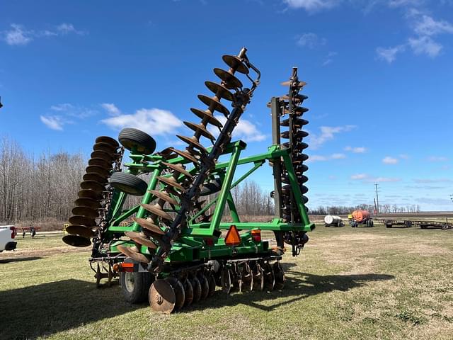 Image of John Deere 2623 equipment image 3