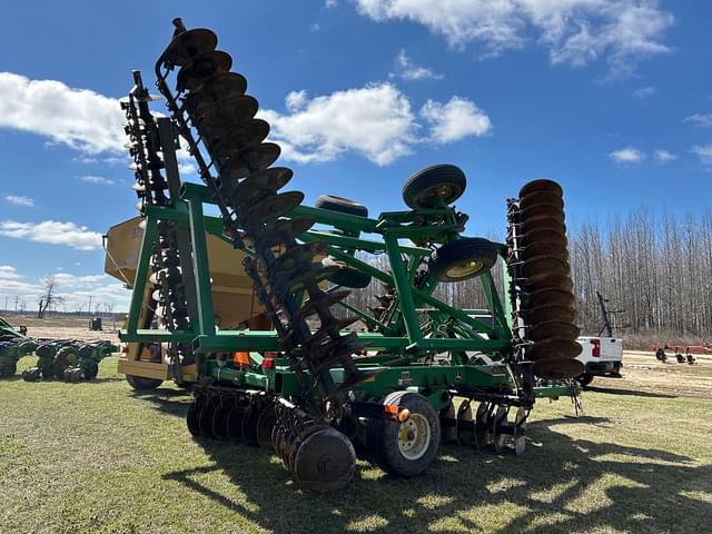 Image of John Deere 2623 equipment image 2