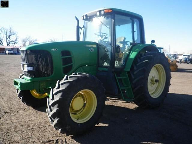 Image of John Deere 7130 equipment image 2