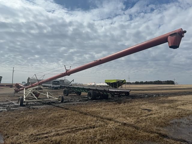 Image of Farm King 10x70 equipment image 2