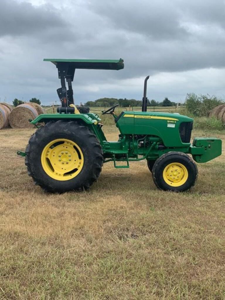 Main image John Deere 5065E