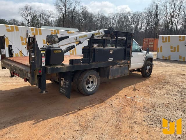 Image of Chevrolet GMT400 equipment image 4