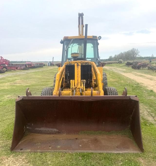 Image of John Deere 710B equipment image 3