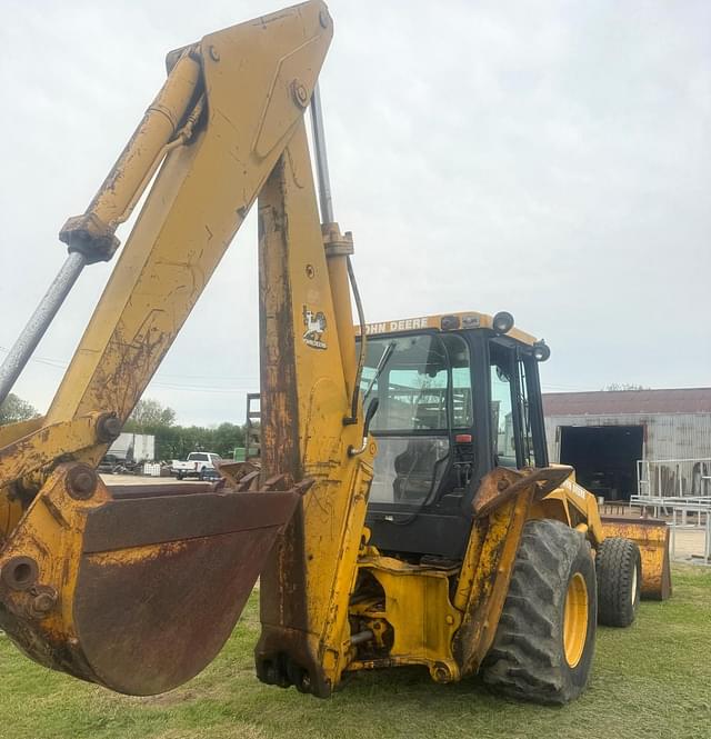 Image of John Deere 710B equipment image 4