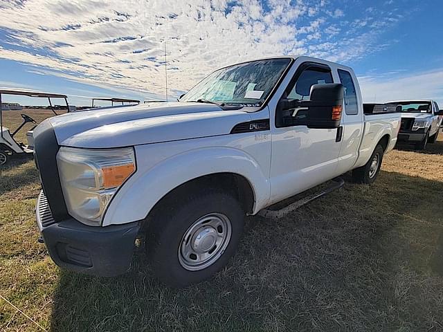 Image of Ford F-250 equipment image 1