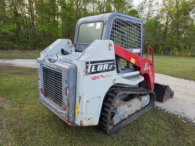 Image of Takeuchi TL8R2 equipment image 3
