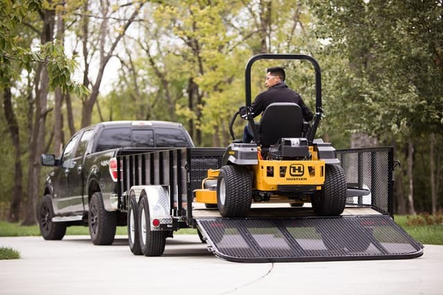 Image of Hustler Raptor XD equipment image 1