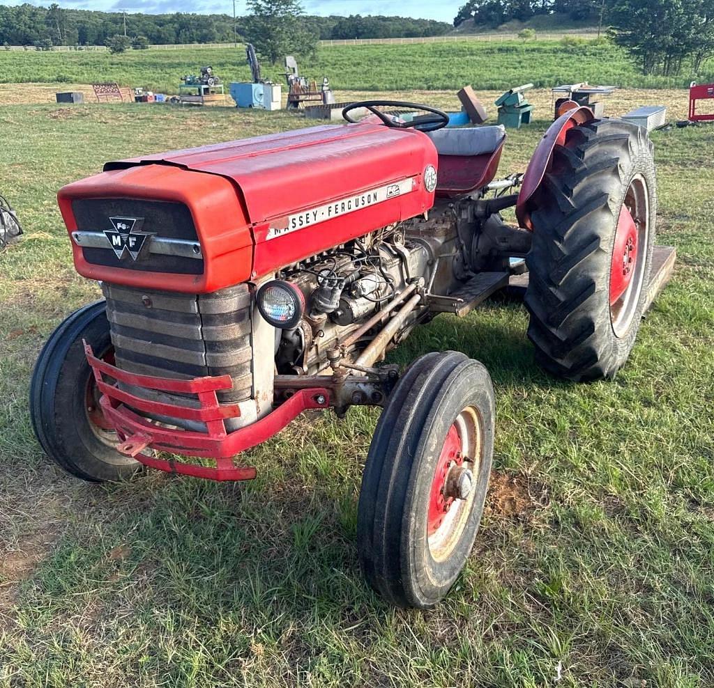 Image of Massey Ferguson 135 Primary image