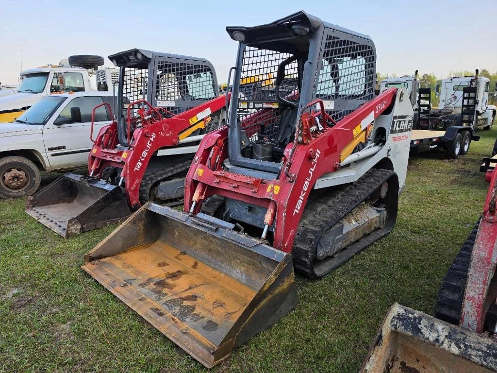 2022 Takeuchi TL8R2 Equipment Image0