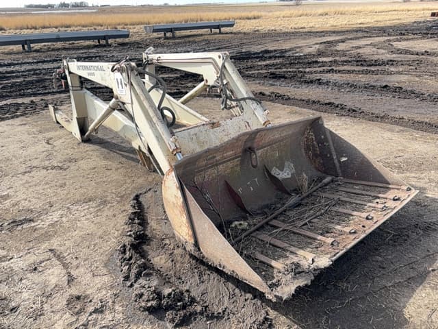 Image of International Harvester 2000 equipment image 1