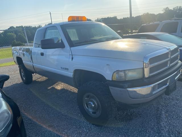 Image of Dodge Ram 2500 equipment image 1