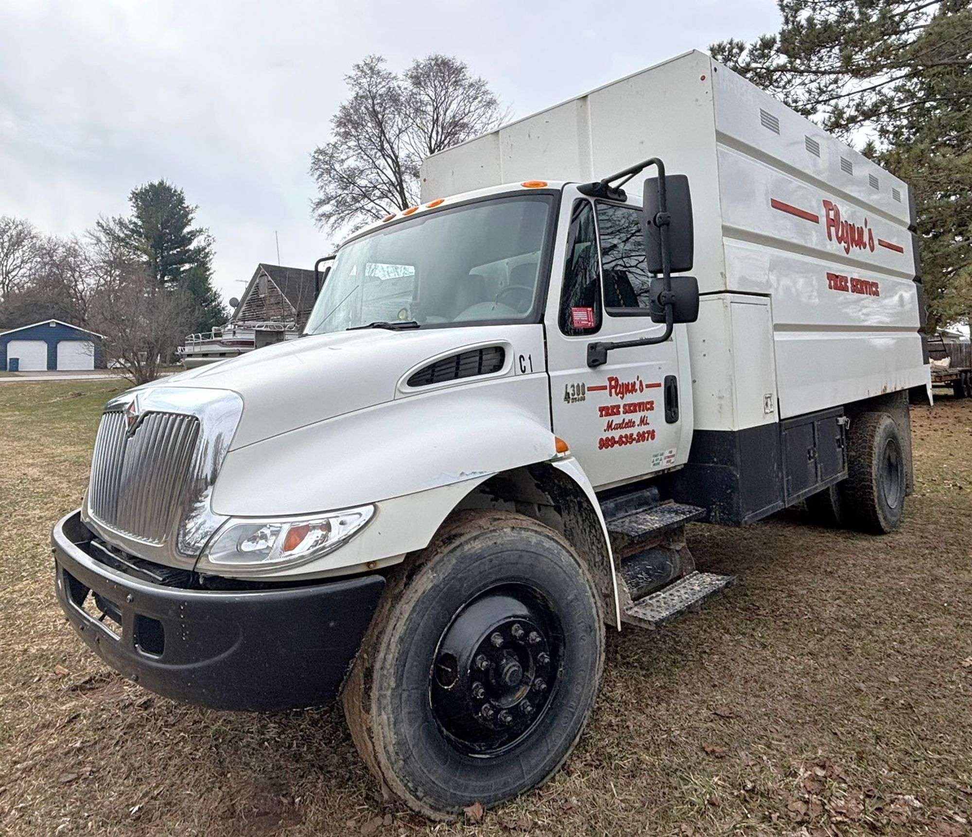 2007 International 4300 Equipment Image0