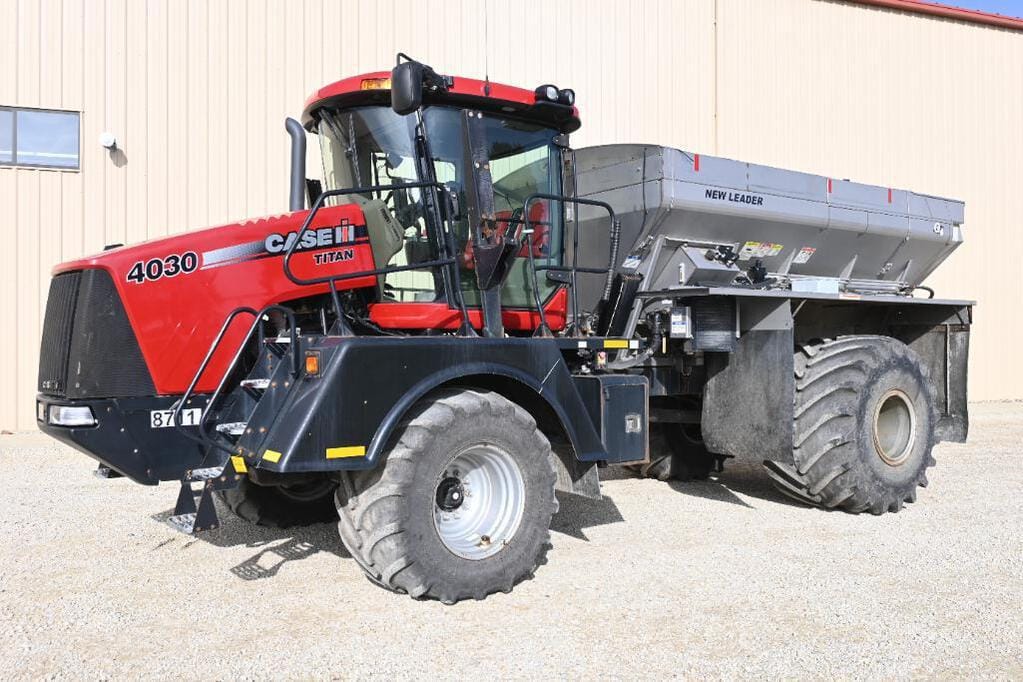 Main image Case IH Titan 4030