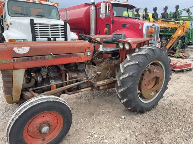 Image of Massey Ferguson 135 equipment image 1