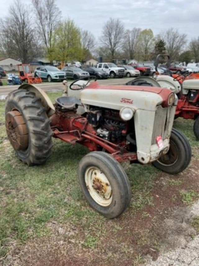 Image of Ford 800 equipment image 1